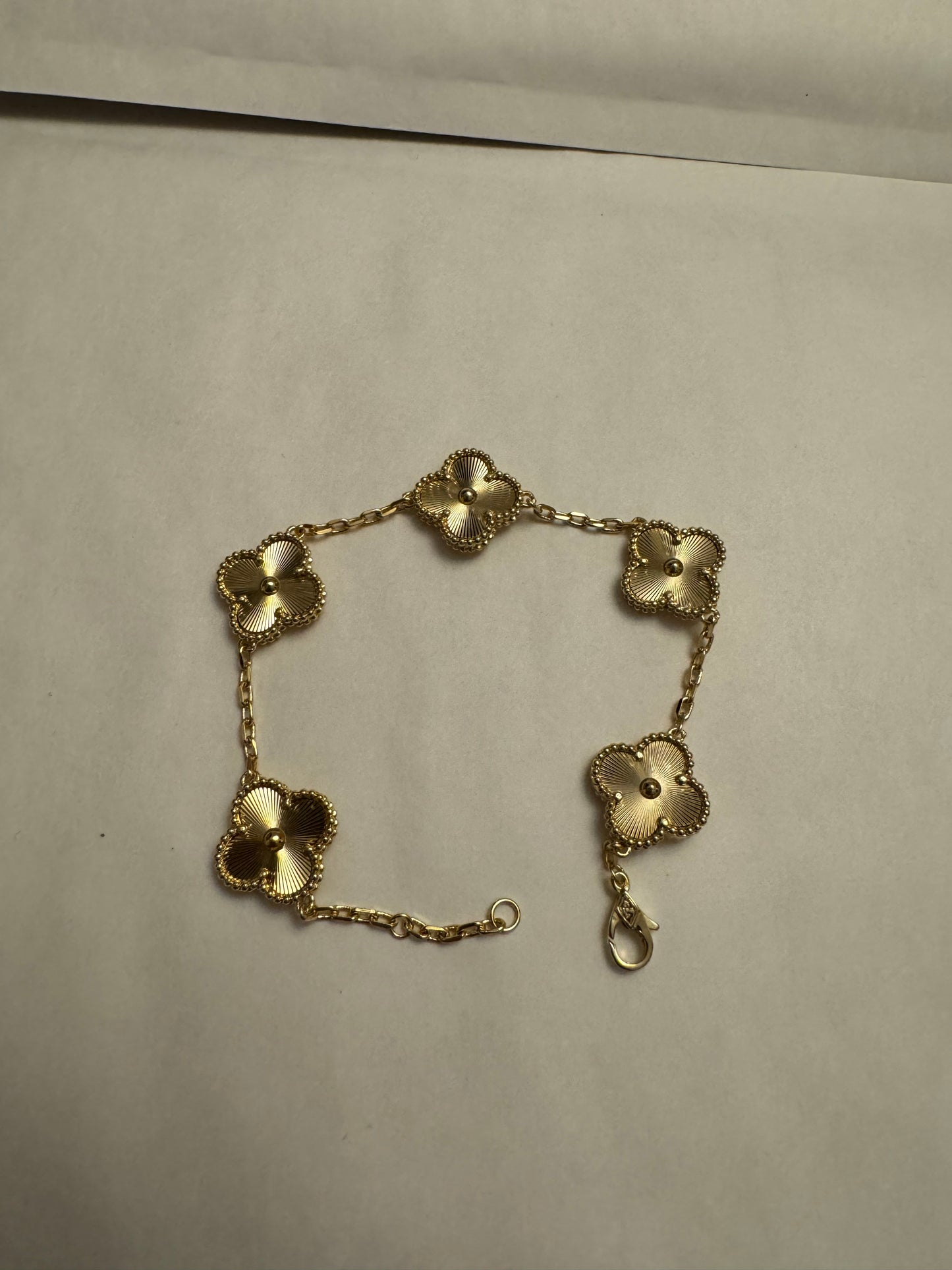 Plain Gold flower bracelet